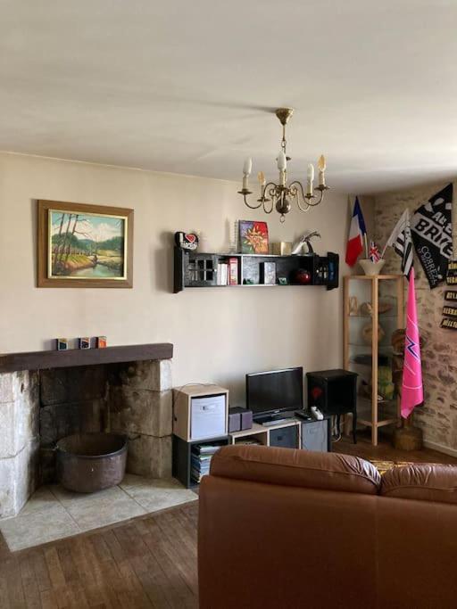 Grand Appartement Tres Clair Pres Centre Ville Argentat Eksteriør billede